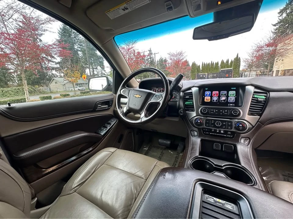 2016 Chevrolet Suburban 11th Gen - Image 13 of 20