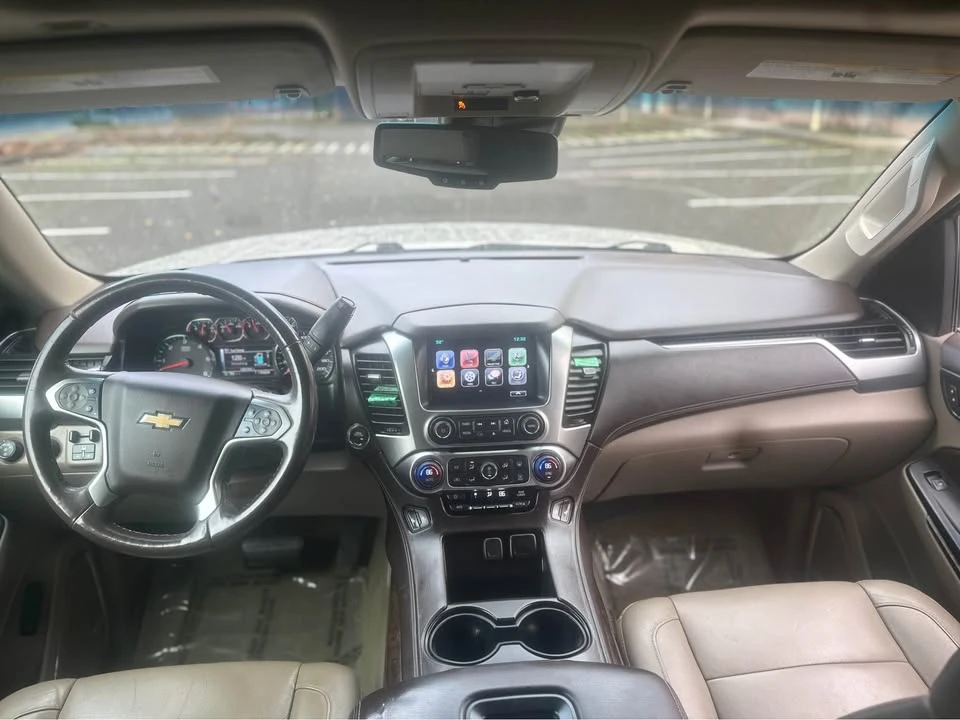 2016 Chevrolet Suburban 11th Gen - Image 11 of 20