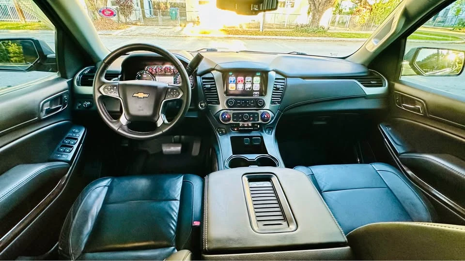 2016 Chevrolet Suburban 11th Gen - Image 9 of 17