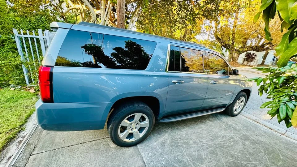 2016 Chevrolet Suburban 11th Gen - Image 5 of 17