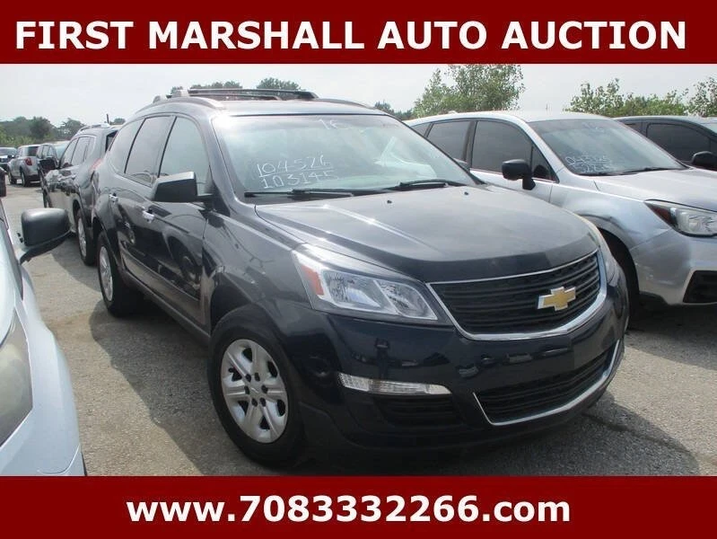 2016 Chevrolet Traverse - Image 2 of 8