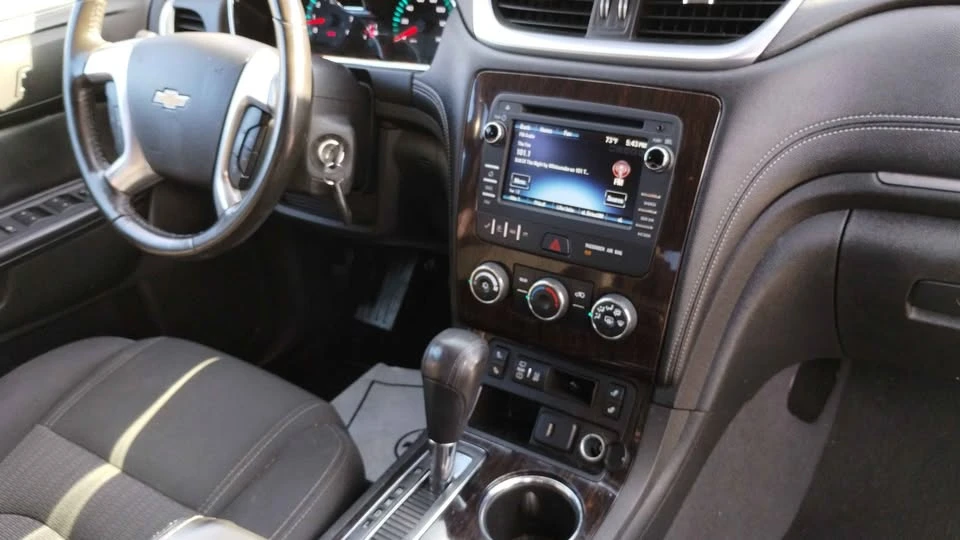 2016 Chevrolet Traverse - Image 9 of 13