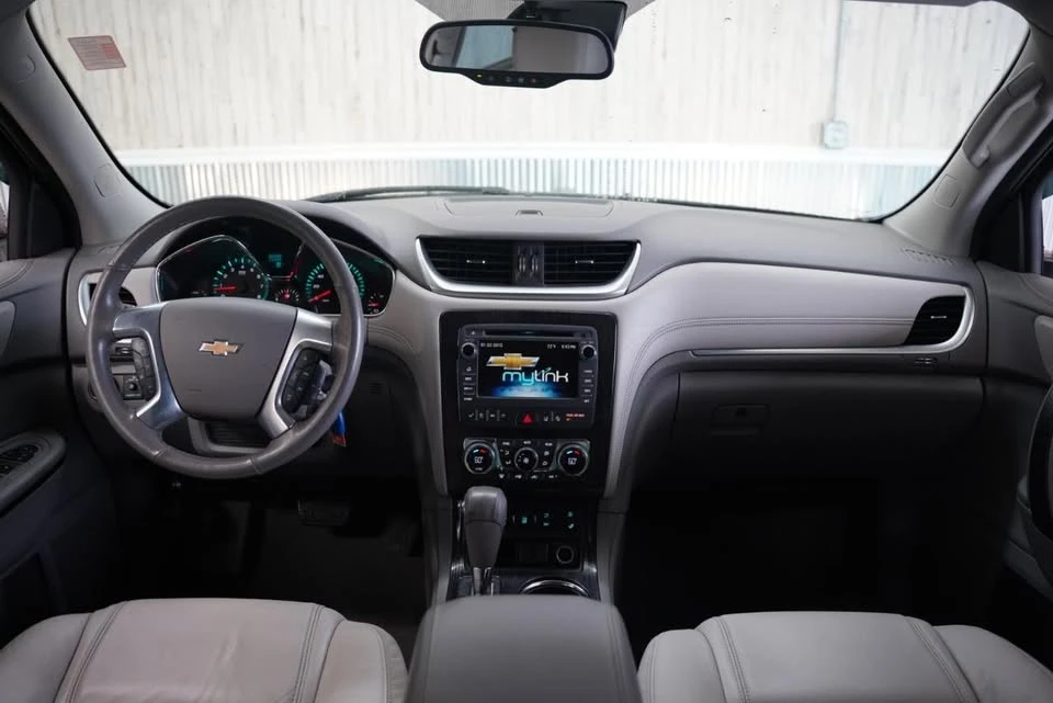 2016 Chevrolet Traverse - Image 16 of 20