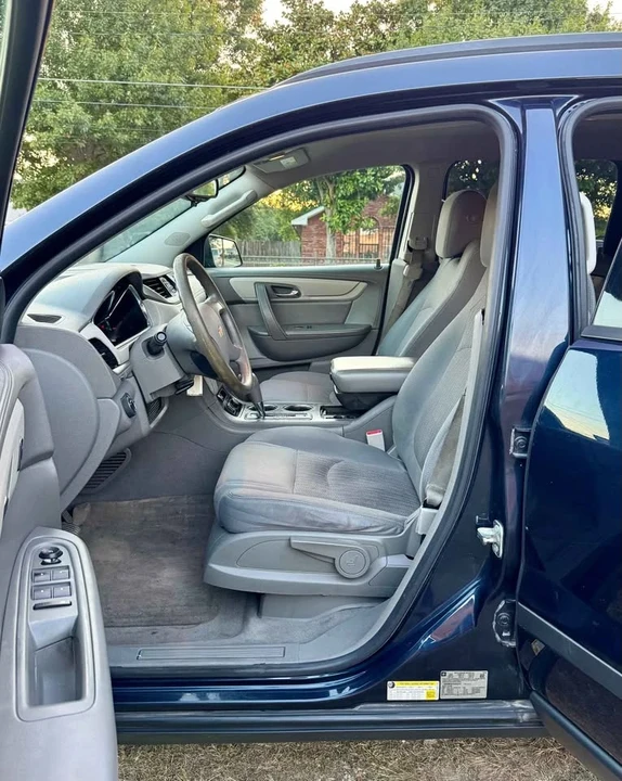2016 Chevrolet Traverse - Image 3 of 14