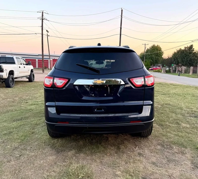 2016 Chevrolet Traverse - Image 10 of 14