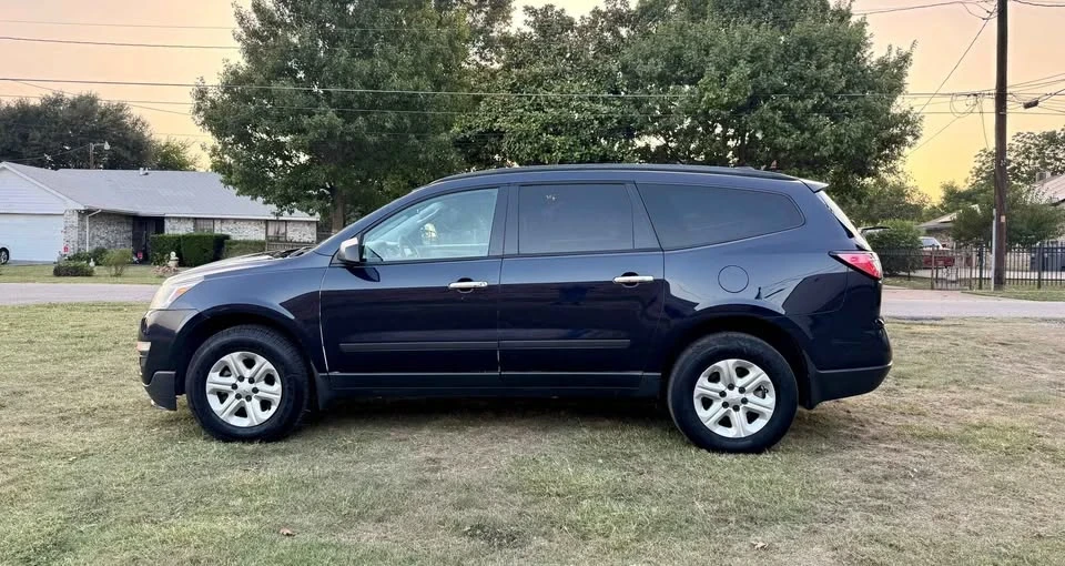 2016 Chevrolet Traverse - Image 4 of 10