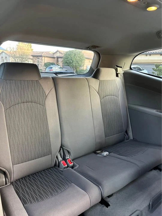 2016 Chevrolet Traverse - Image 10 of 11