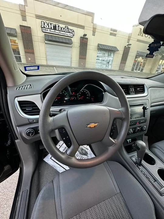 2016 Chevrolet Traverse - Image 4 of 12
