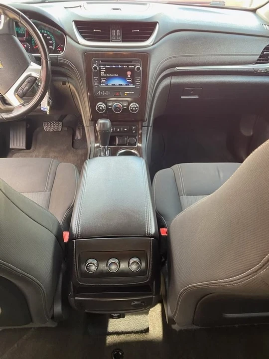 2016 Chevrolet Traverse - Image 16 of 20