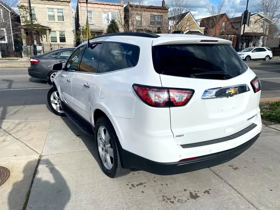 2016 Chevrolet Traverse - Image 5 of 20