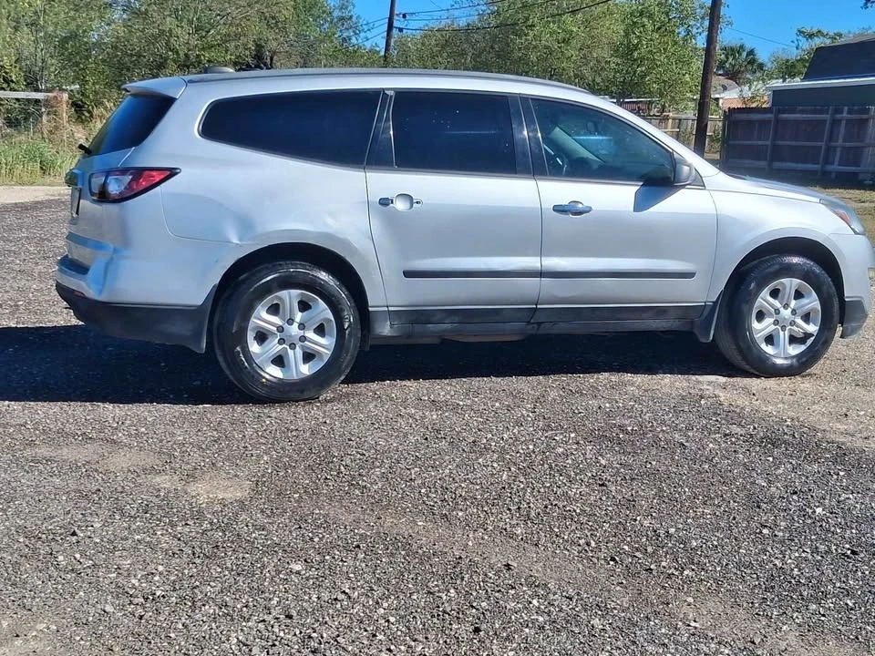 2016 Chevrolet Traverse - Image 10 of 11