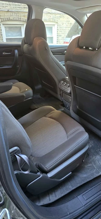 2016 Chevrolet Traverse - Image 8 of 9