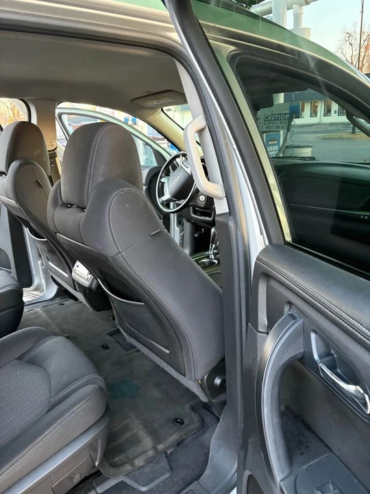 2016 Chevrolet Traverse - Image 5 of 12