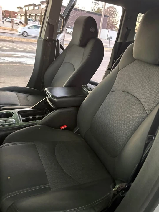 2016 Chevrolet Traverse - Image 2 of 12
