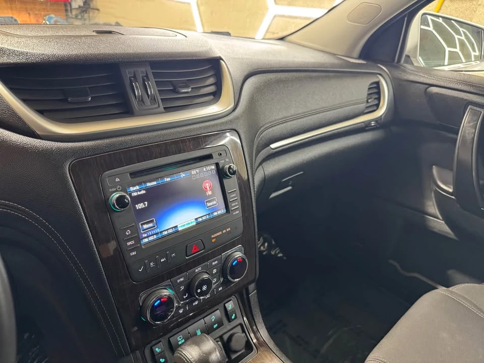 2016 Chevrolet Traverse - Image 15 of 20
