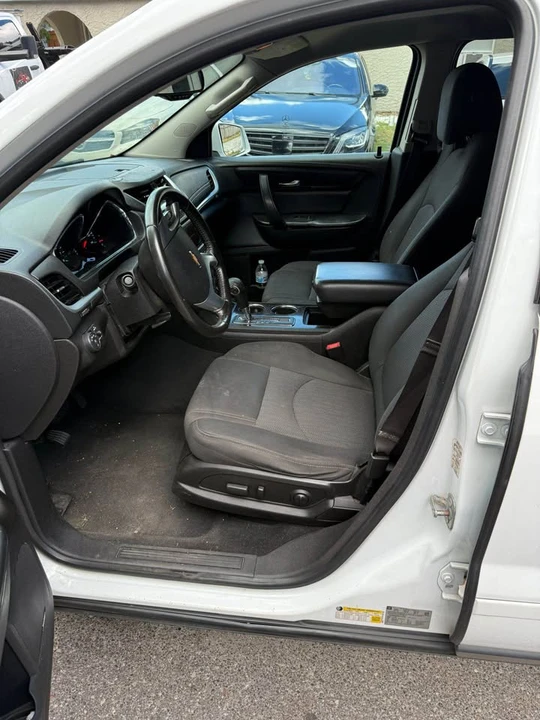 2016 Chevrolet Traverse - Image 12 of 13