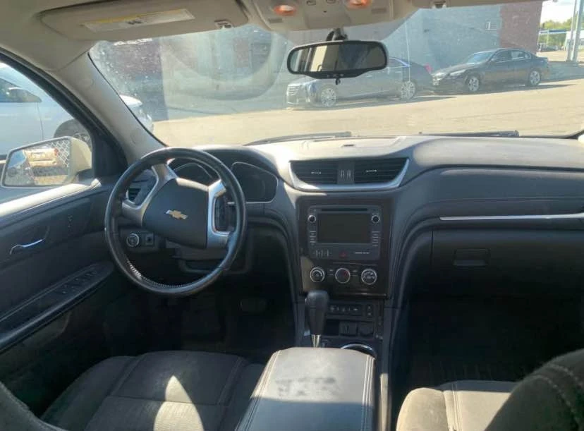 2016 Chevrolet Traverse - Image 5 of 5