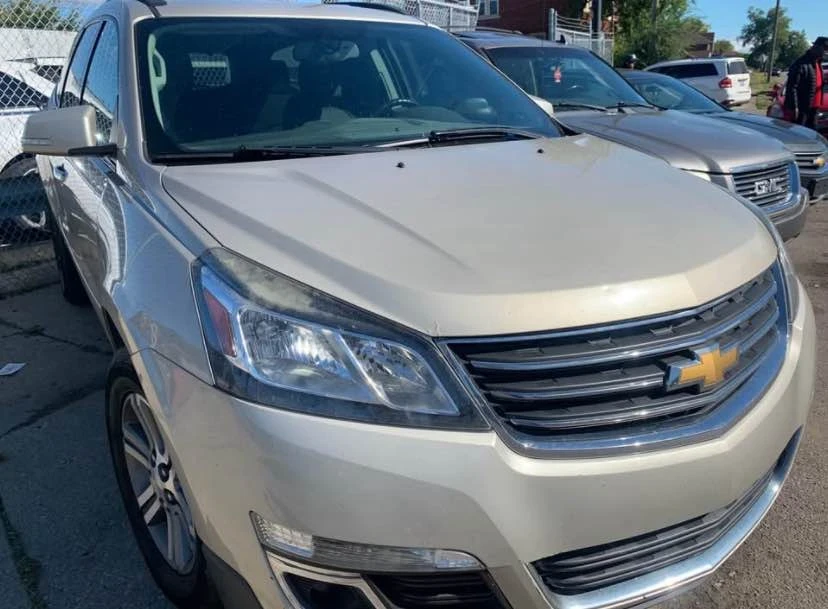 2016 Chevrolet Traverse - Image 3 of 5