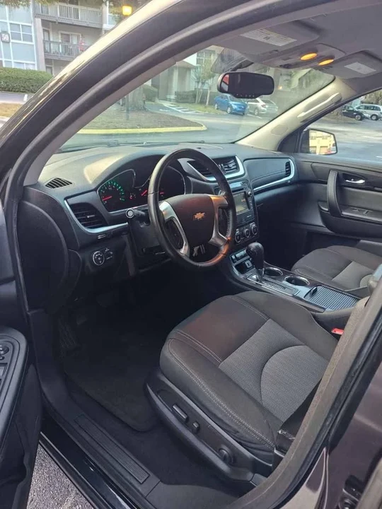 2016 Chevrolet Traverse - Image 7 of 13
