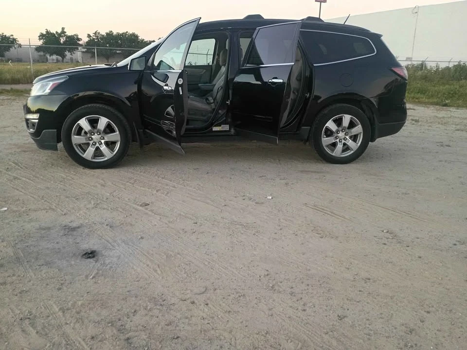 2016 Chevrolet Traverse - Image 7 of 15
