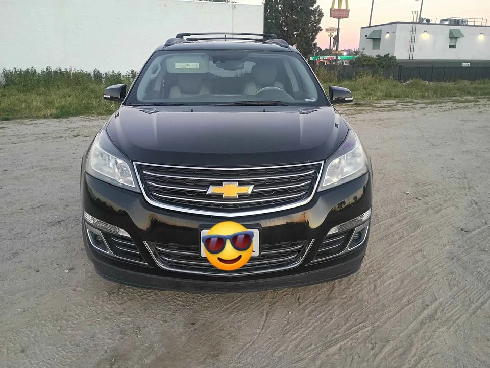 2016 Chevrolet Traverse - Image 2 of 15