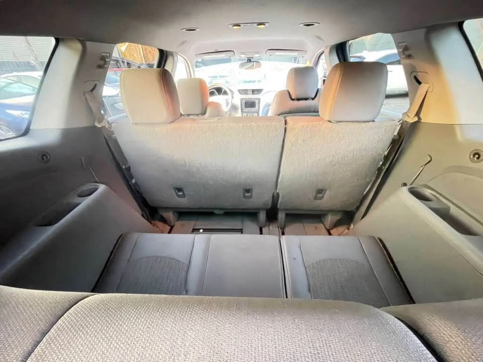2016 Chevrolet Traverse - Image 15 of 20