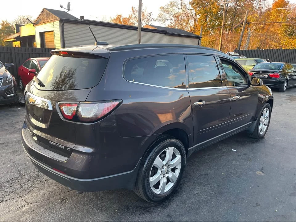 2016 Chevrolet Traverse - Image 7 of 20