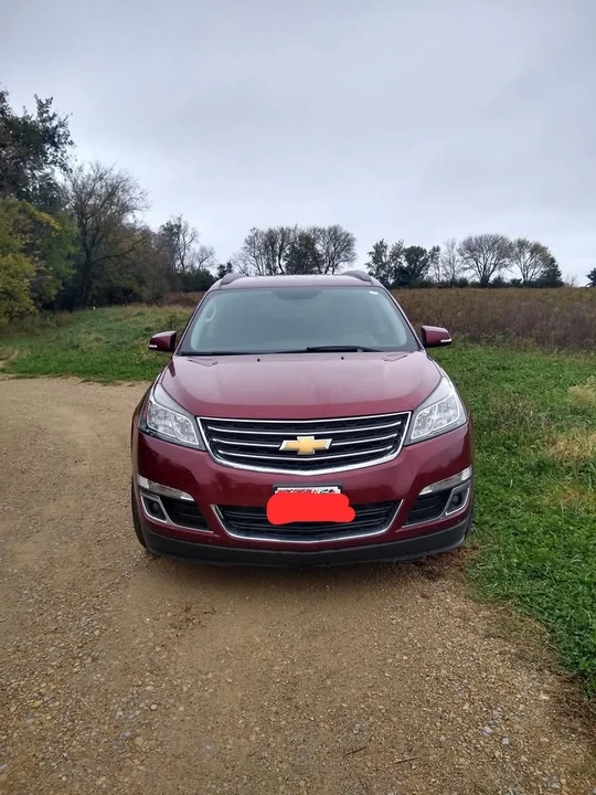 2016 Chevrolet Traverse - Image 2 of 11