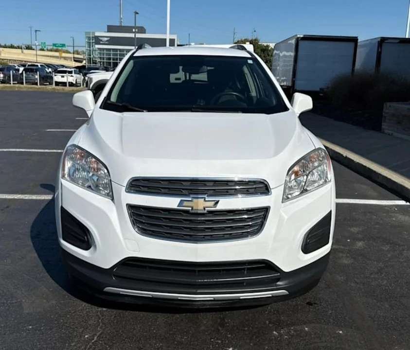 2016 Chevrolet Trax - Image 2 of 15