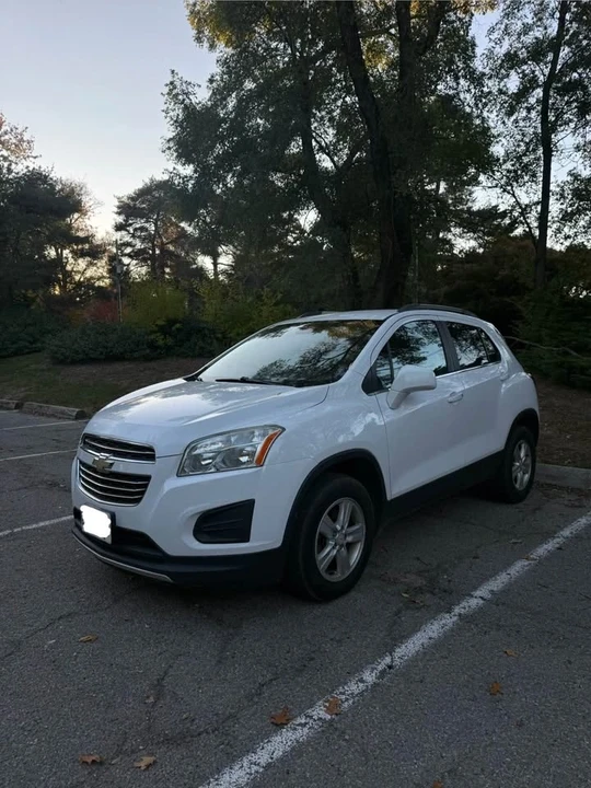 2016 Chevrolet Trax - Image 2 of 10