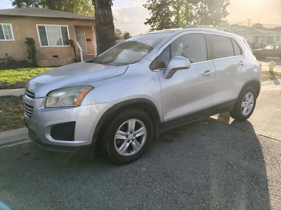 2016 Chevrolet Trax - Image 2 of 11