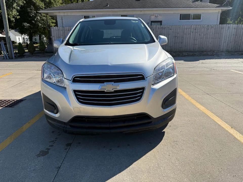 2016 Chevrolet Trax - Image 2 of 13