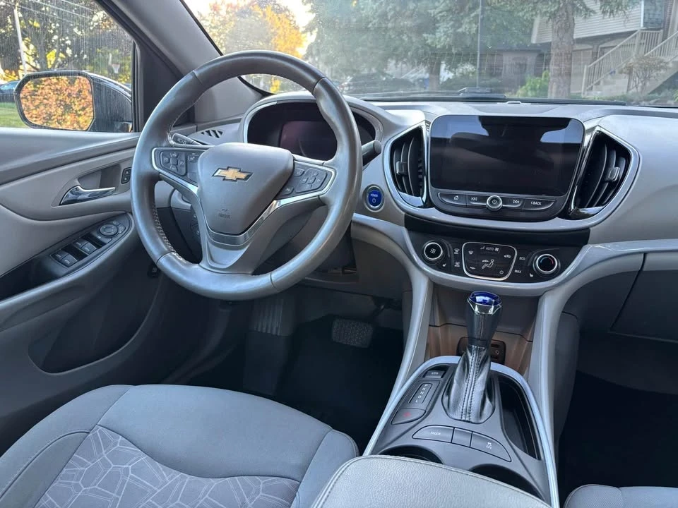 2016 Chevrolet Volt - Image 10 of 14