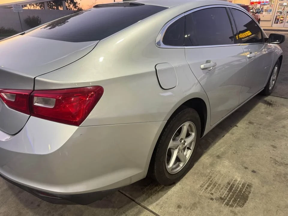 2016 Chevrolet Malibu - Image 2 of 6