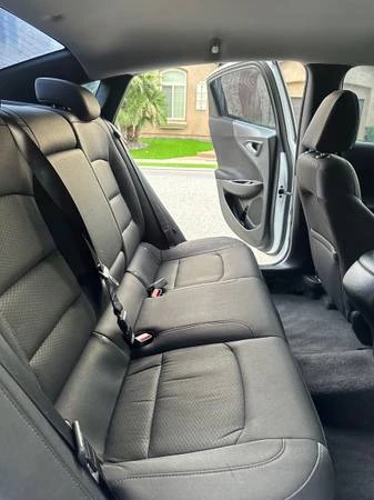 2016 Chevrolet Malibu - Image 9 of 12