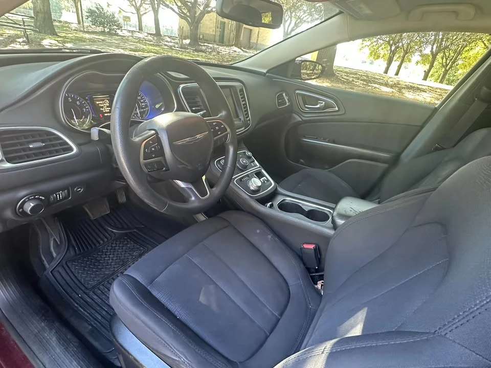 2016 Chrysler 200 - Image 8 of 16