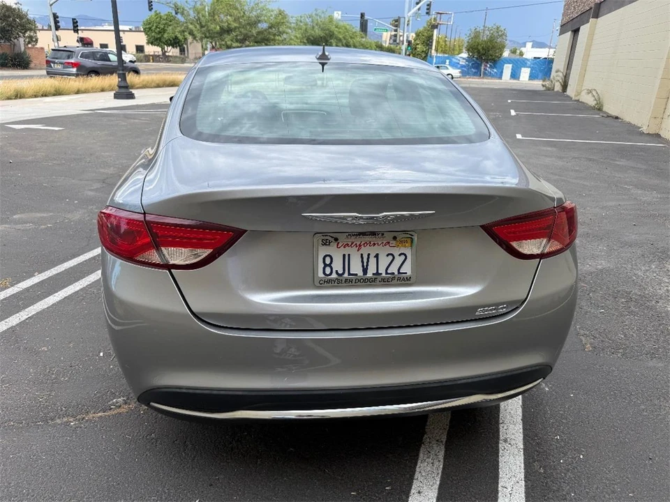 2016 Chrysler 200 - Image 8 of 28