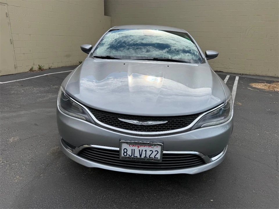2016 Chrysler 200 - Image 5 of 28