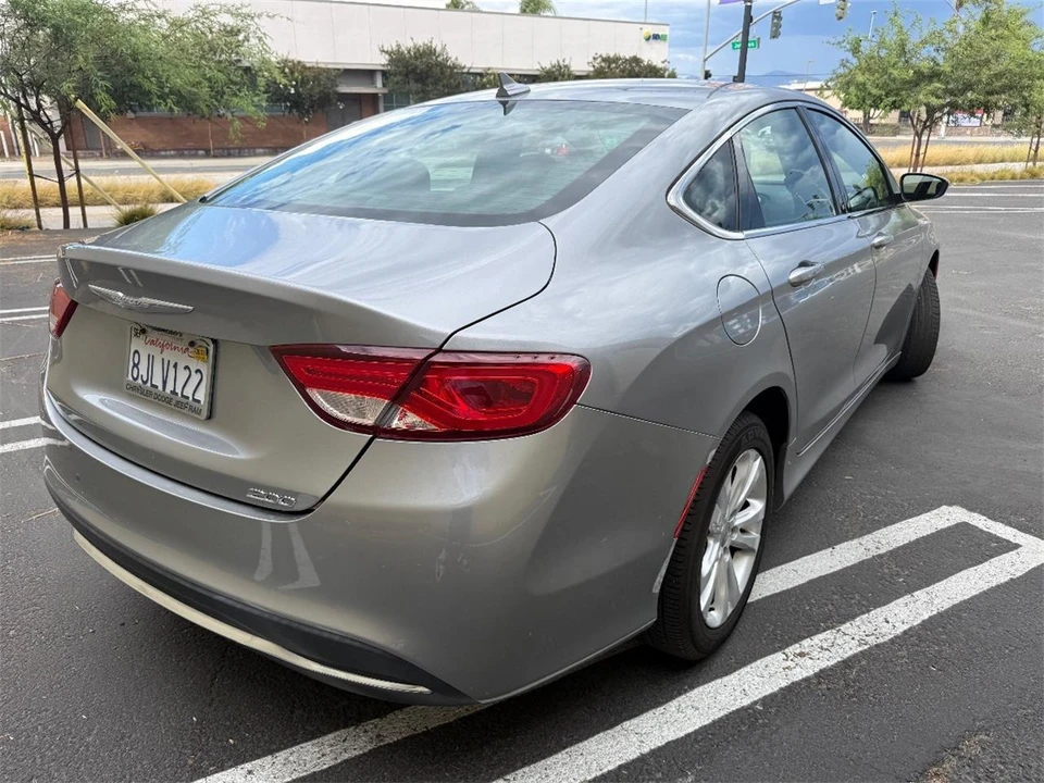 2016 Chrysler 200 - Image 7 of 28