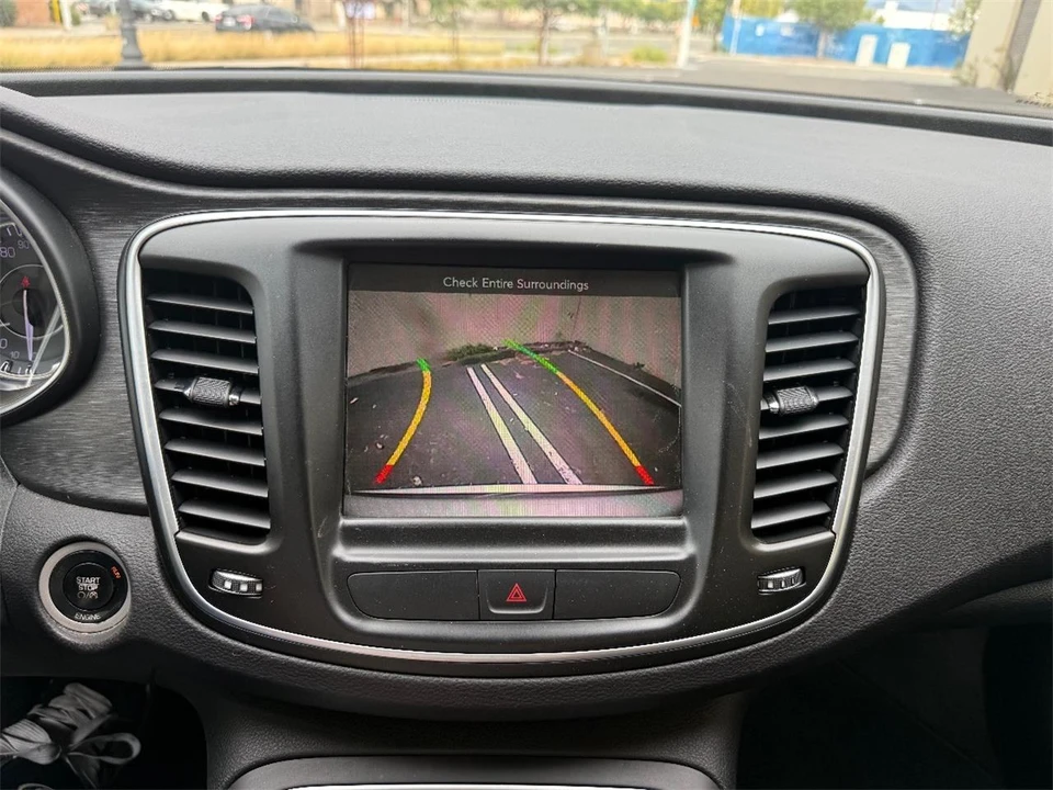2016 Chrysler 200 - Image 26 of 28