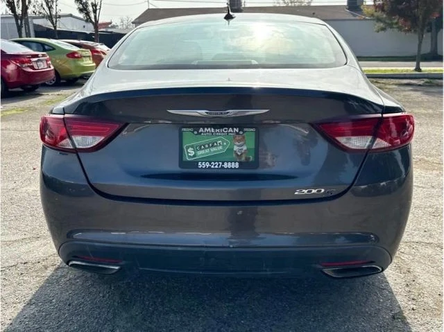 2016 Chrysler 200 - Image 4 of 7