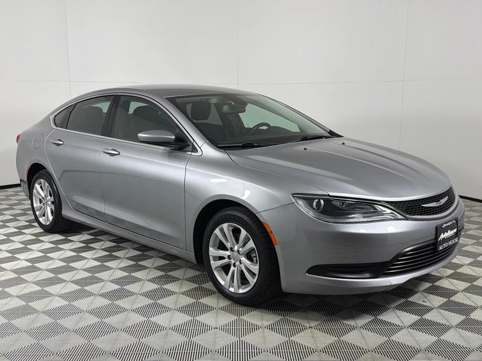 2016 Chrysler 200 - Image 3 of 21