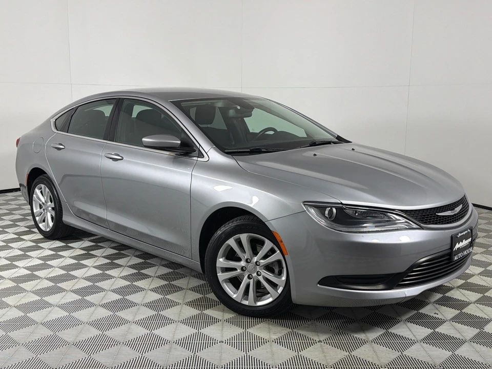 2016 Chrysler 200 - Image 2 of 21
