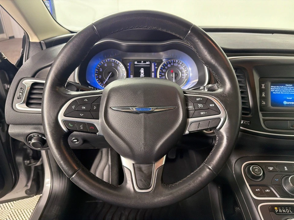 2016 Chrysler 200 - Image 15 of 21