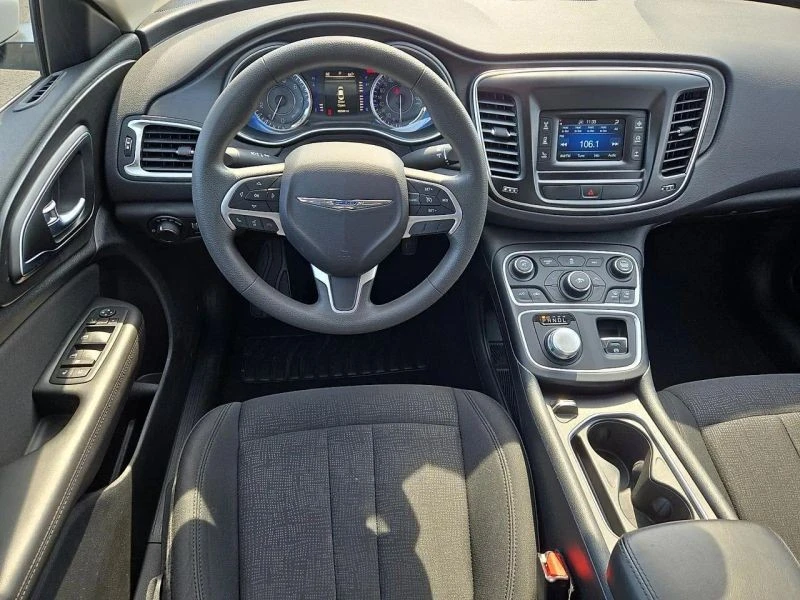 2016 Chrysler 200 - Image 11 of 12