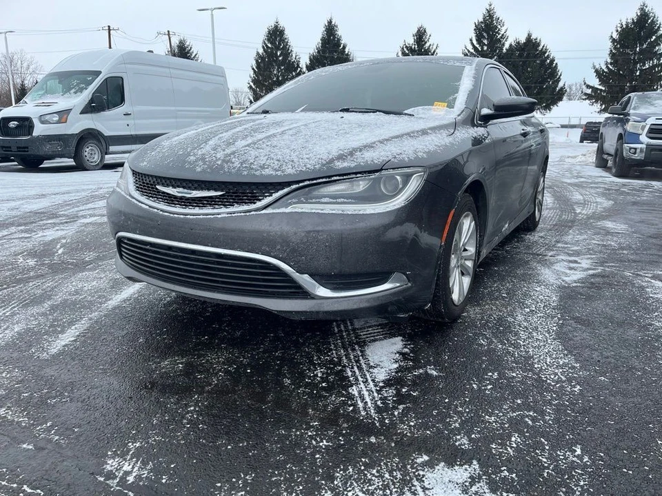 2016 Chrysler 200 - Image 7 of 12
