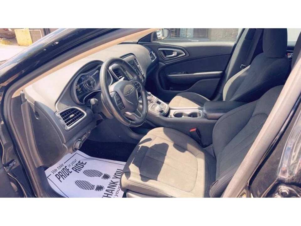 2016 Chrysler 200 - Image 12 of 21