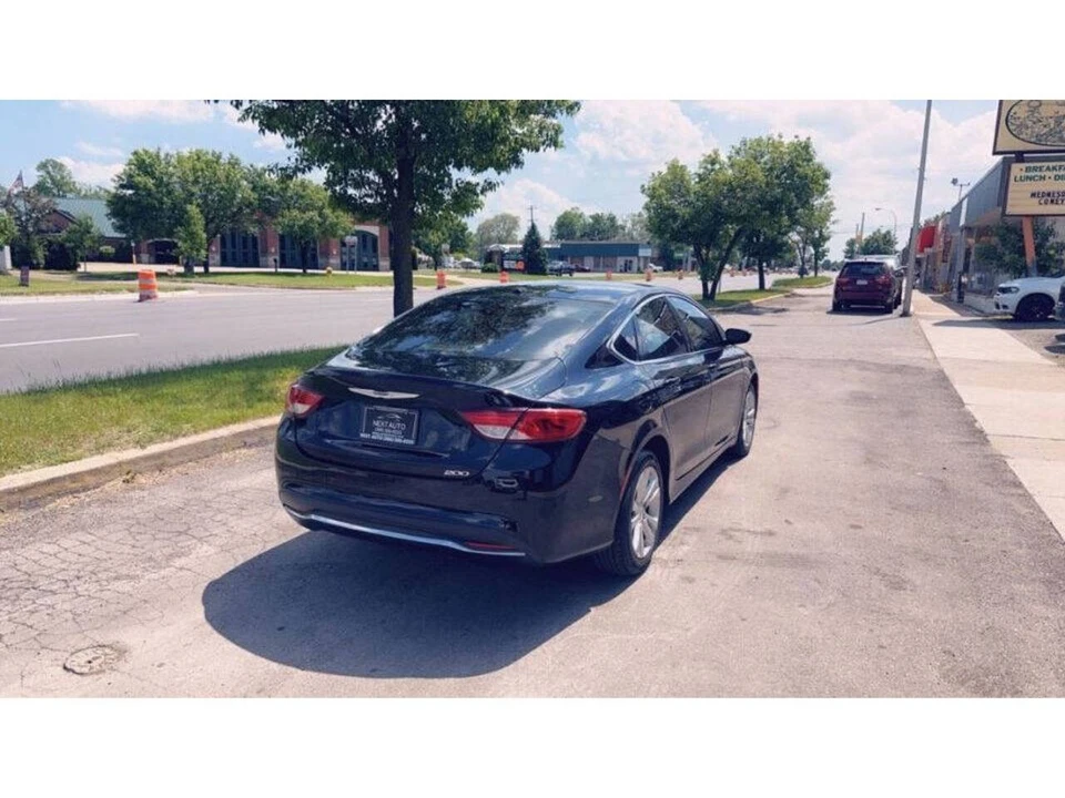 2016 Chrysler 200 - Image 8 of 21