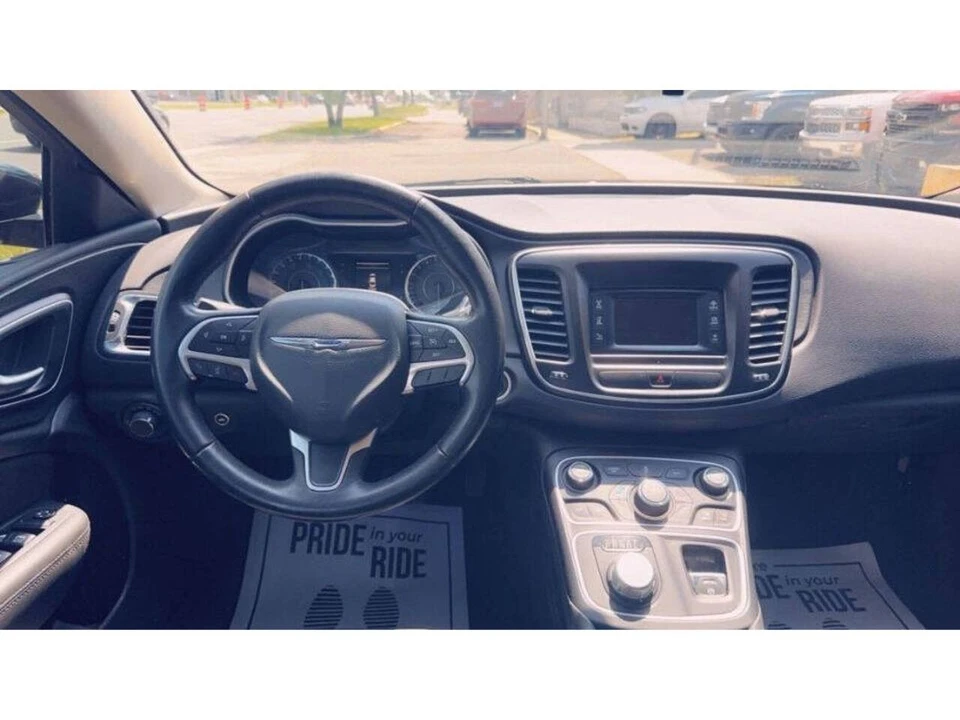 2016 Chrysler 200 - Image 11 of 21