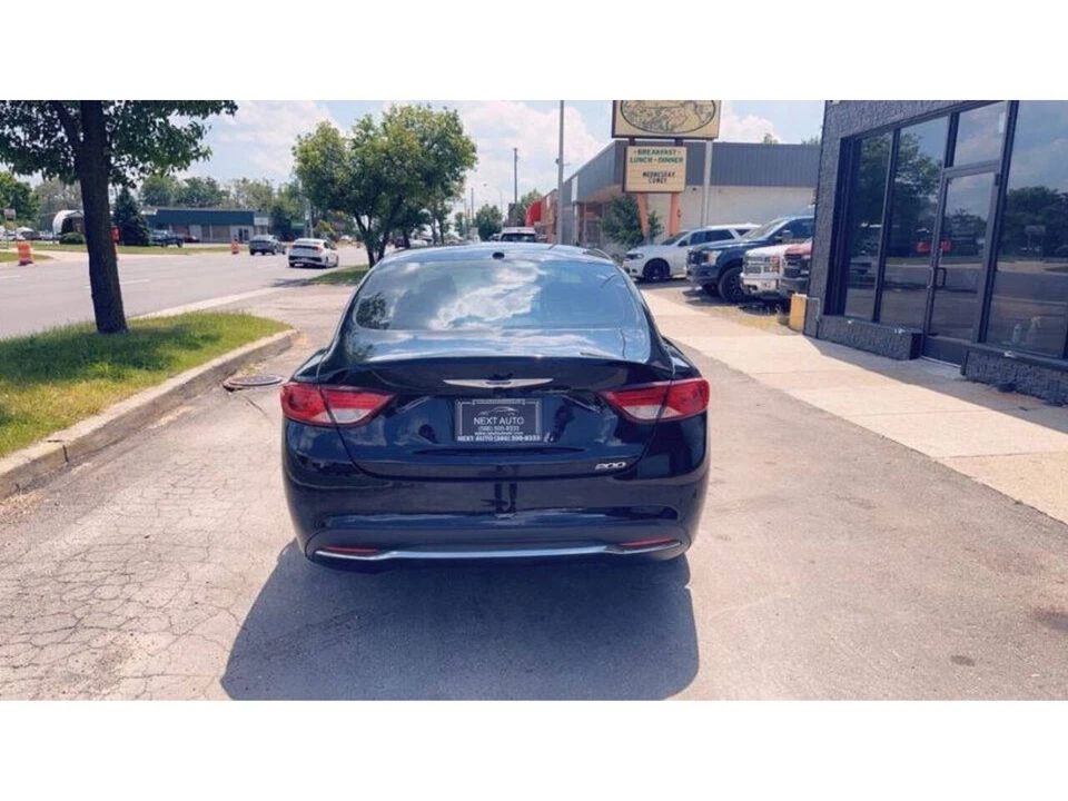 2016 Chrysler 200 - Image 7 of 21